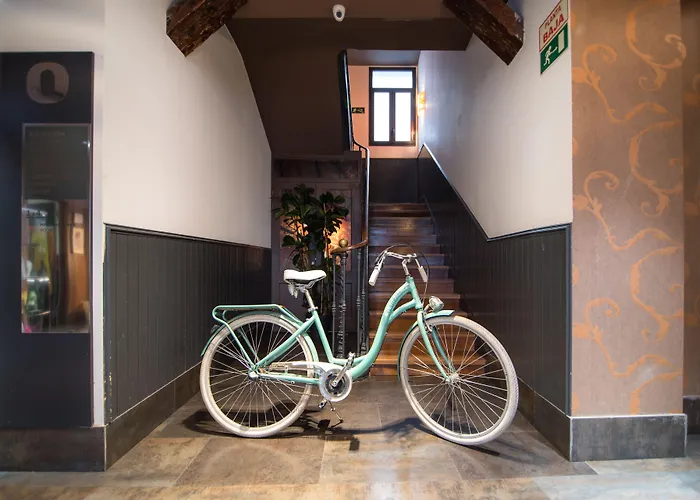Petit Palace Tres Cruces Madrid